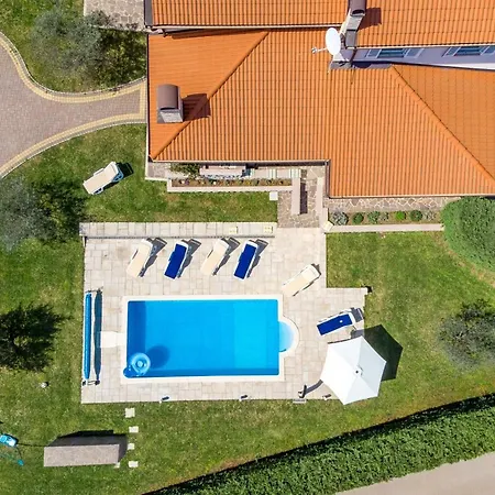 Viva Mare Villa *